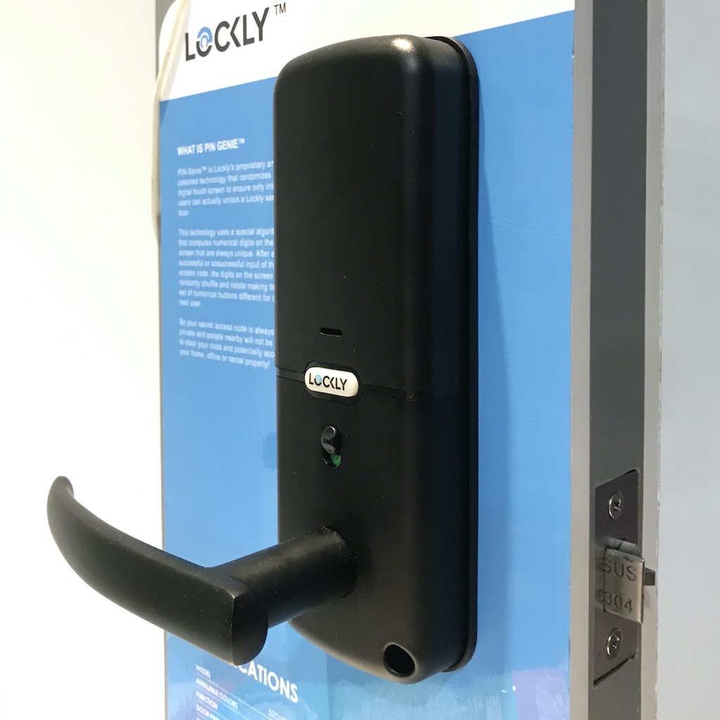 LOCKLY_PGD628 inside