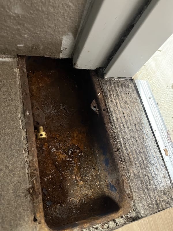 Floor hinge repair4